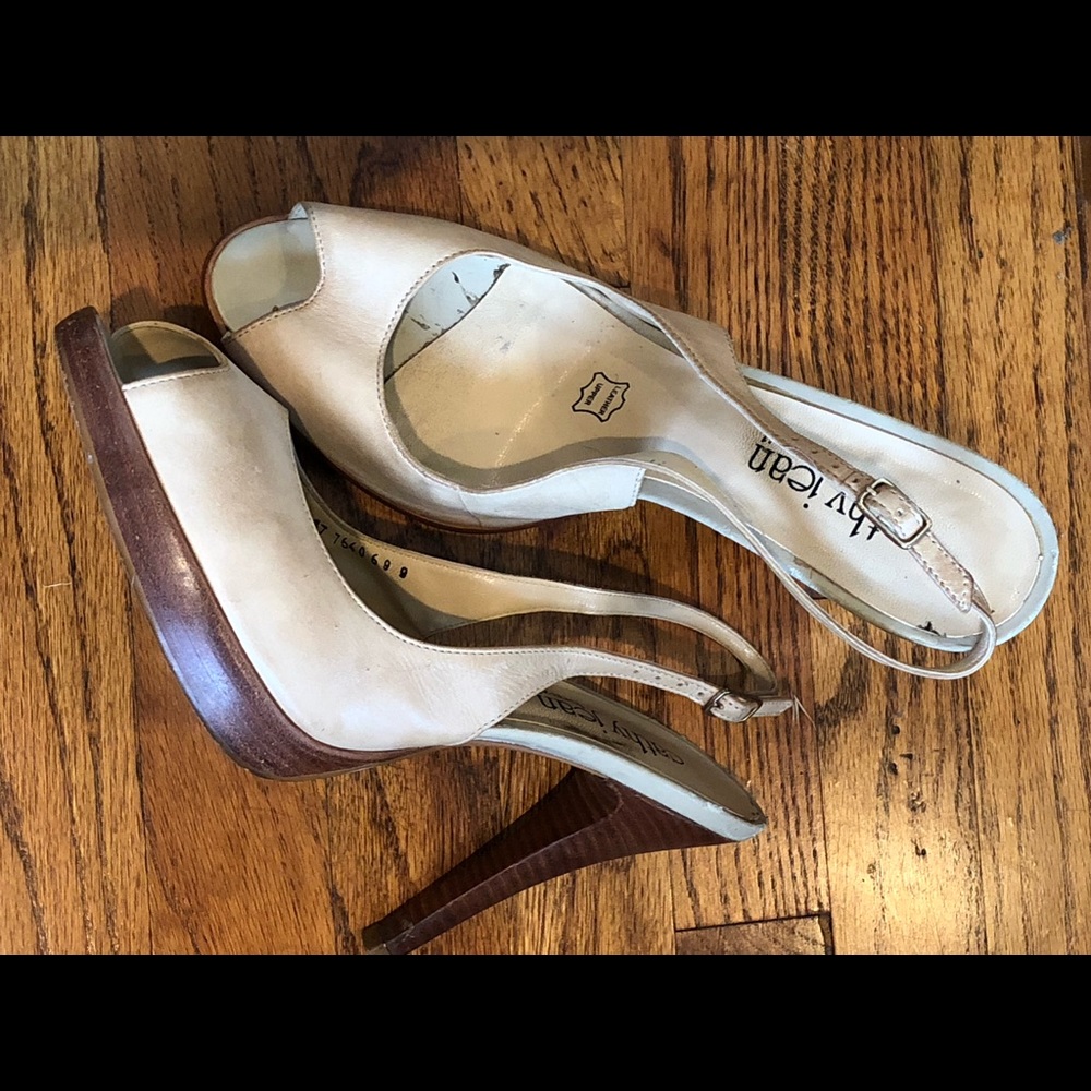 Tan Sling-back Heels Sandals - Picture 2 of 5